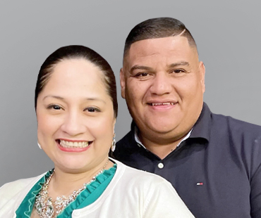 Roberto & Sandy Arevalo